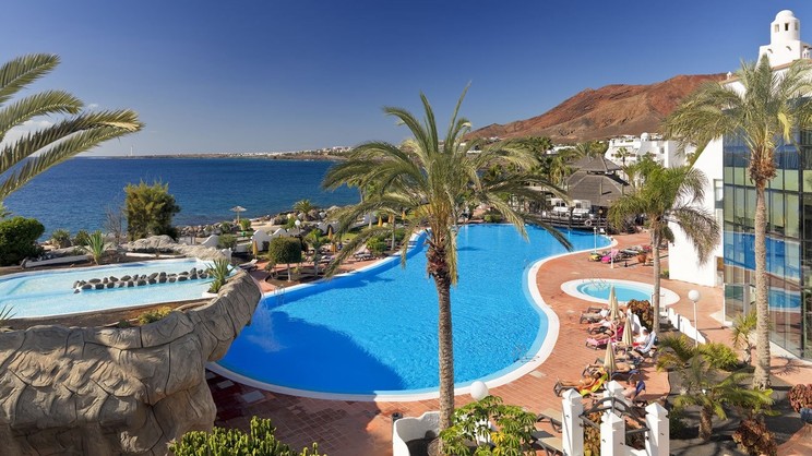 H10 Timanfaya Palace